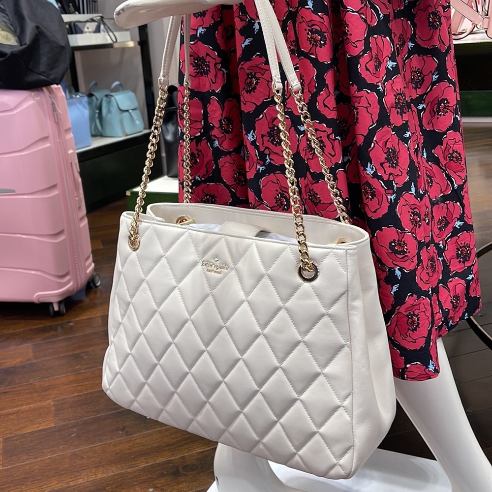 Kate Spade Carey Tote 
COLOR:
Parchment
NWT - Picture 6 of 16